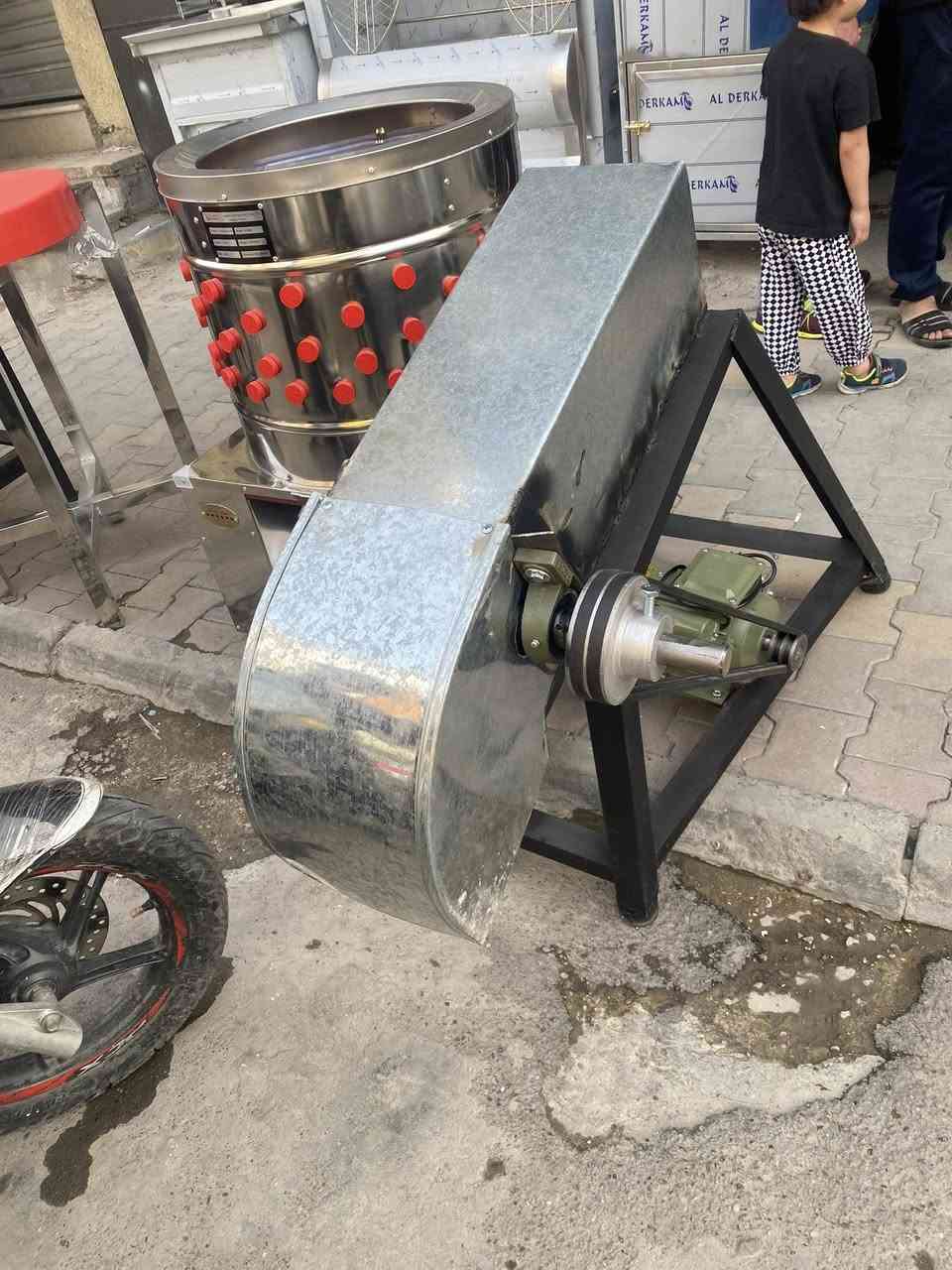 جاروشه ثلج متوفر كهرباء ماطور واحد حصان ومتوفر دنبر شغل درجه اولى ضمان سنه كامله
السعر ٣٥٠ الف ومتوفر توصيل جميع المحافضات ***********
