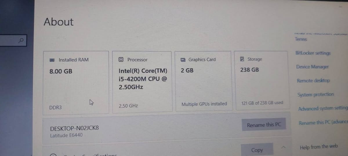 لابتوب ديل للبيع لقطة ونظافة فول حاسبة عملية وتتحمل كرف الموديل Dell Latitude E6440 معالج قوي Intel Core i5 جيل رابع رام 8 كيكا يمشيك براحة وهارد SSD حجم 256 كيكا يخلي الجهاز طيارة بالفتح والاستخدام والحلو بيها كارتين شاشة مدمج والثاني منفصل AMD Radeon بحجم 2 كيكا يفيدك بالتصميم والبرامج وتجي وياها جنطة وشاحنة متوفرات وكاملات الجهاز كلش نظيف ويصلح لكل الاستخدامات السعر 300 ألف قفل من الأخير المكان بغداد للشراء أو الاستفسار خابرني على هذا الرقم ***********
