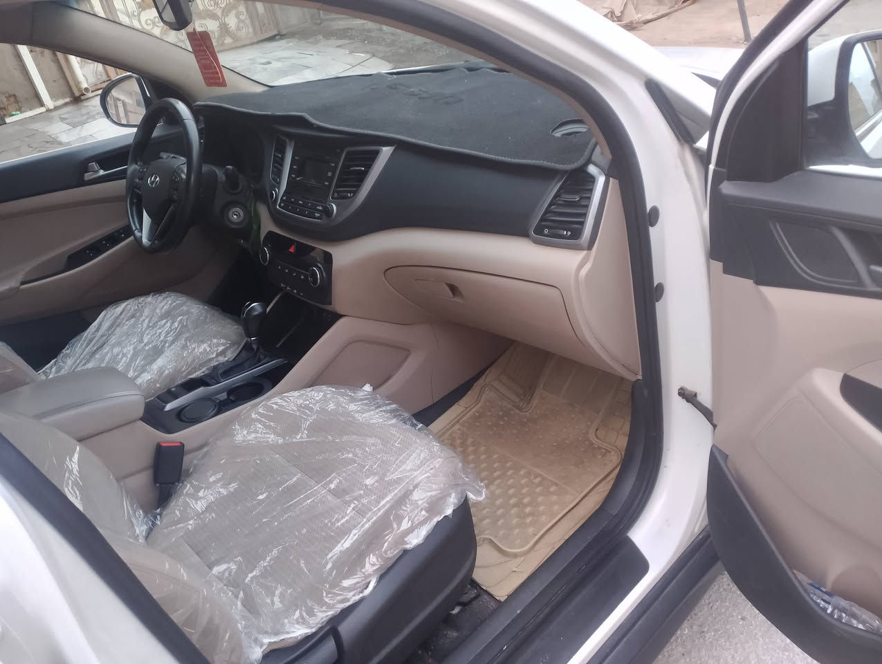 للبيع 2018 خليجي مكفول من الصبغ والفتح مكينه كير حداديه بشرط بيه تبديل قبق الصندوق 
مكان النجف رقم بغداد بسمي 
***********
