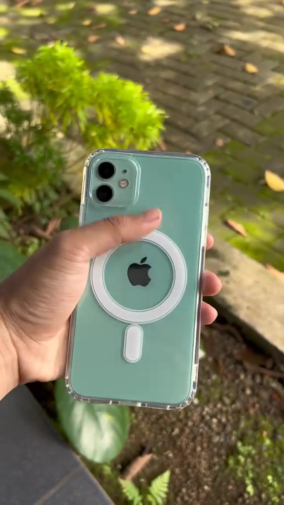 للبيع: آيفون 11 الأخضر iPhone 11 🟢✨
جهاز نظيف وعينك ميزانك، للبيع بداعي التغيير. المواصفات كاملة وبكل صراحة:
✅ الذاكرة: 128 جيجا (تكفي وتزيد لكل ملفاتك وألعابك).
✅ اللون: الأخضر المميز والناعم جداً.
✅ الشاشة: مبدلة (شرط بلادي وأصلية) والألوان دقة كاملة.
✅ البطارية: مبدلة جديدة يعني ماراح تعانق الشاحن طول اليوم.
الجهاز استخدام حشيم وما يشكي من أي نقص.
💰 السعر: [185] 
الشراي يجي خاص ).


**إذا كنت صاحب هذا الإعلان وتريد حذفه لأي سبب، رجاءا أرسل رسالة إلى الدعم الفني**