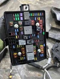 مختصون في الأدوات الأحتياطية الأمريكية متوفر كارتات عقول قواعد فيوزات ...