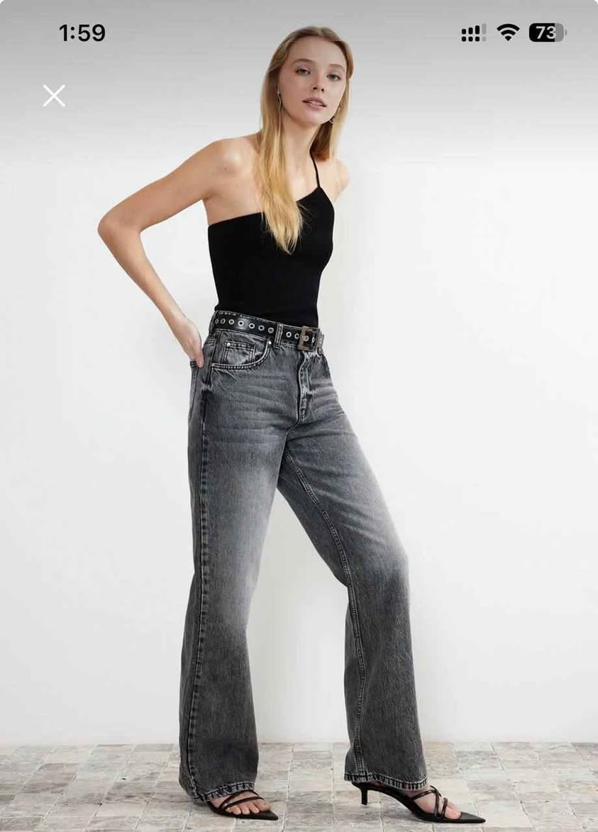 بنطلون جينز رصاصي مبقع ماركة ترينديول قياس 42 بالليبل بغداد, العراق


**إذا كنت صاحب هذا الإعلان وتريد حذفه لأي سبب، رجاءا أرسل رسالة إلى الدعم الفني**