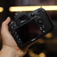 نيكون 7100D • حالة ممتازة • ضمان