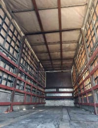 بدي لبيع جديد طول ٨ الارتفاع ٣ متر قفل حاويه جادر مسرح 07812560734 اتص...