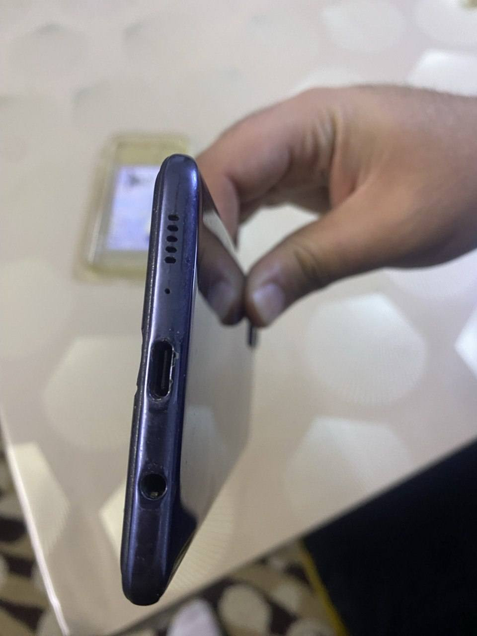 السلام عليكم
للبيع كلكسي A71 لون اسود مامبدل بي أي شي ذاكرة 128GB رام 8 جهاز نظيف بدون غراض بس جهاز ابيع سعره 125 وبي مجال

***********
