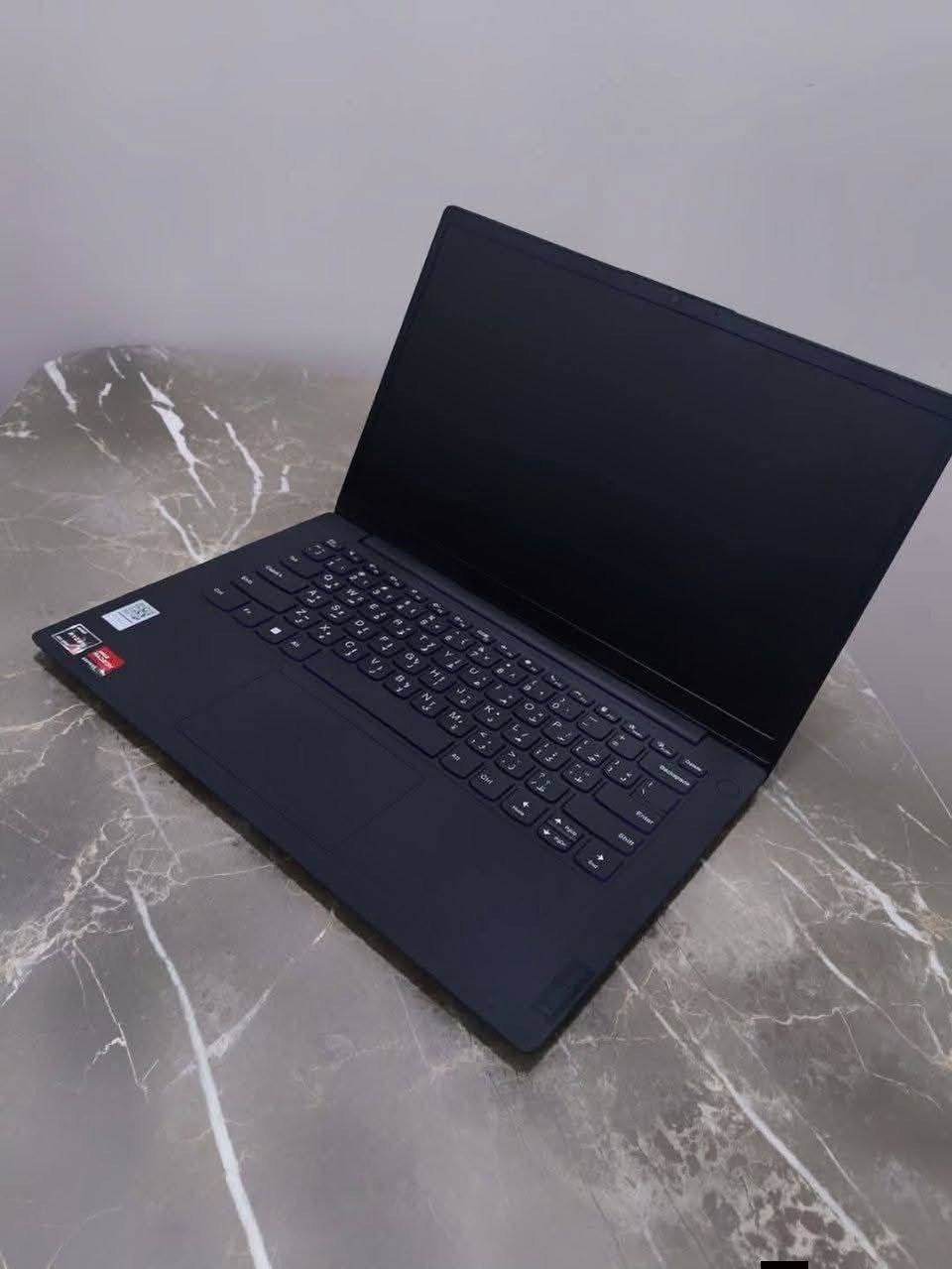للبيع: وحش الأداء الاقتصادي - Lenovo K14 GEN 1 (نظيف جداً)
الحالة: مستخدم شهر واحد فقط (شبه جديد) بنظافة ممتازة.
​🚀 المواصفات التقنية:
ـــــــــــــــــــــــــــــــــــــ
​المعالج: AMD Ryzen 5 5600U (أداء قوي وسريع جداً للمهام المتعددة).
ــــــــــــــــــــــــــــــــــــــ
​كرت الشاشة: AMD Radeon Vega 7 - 4GB.
​الذاكرة (RAM): 12GB DDR4.
ـــــــــــــــــــــــــــــــــــــ
​التخزين الداخلي: SSD 256GB (لإقلاع فائق السرعة للنظام).
ـــــــــــــــــــــــــــــــــــــ
​التخزين الإضافي: هارد خارجي سعة 512GB (مساحة كبيرة لملفاتك وألعابك).
ـــــــــــــــــــــــــــــــــــــ
​الشاشة: 14.1 بوصة FHD بألوان ممتازة وحواف نحيفة جداً.
ـــــــــــــــــــــــــــــــــــــ
​🎮 أداء الألعاب (Gaming):. 🔥
​الجهاز يشغل باقة من أقوى الألعاب الشهيرة بسلاسة:
​GTA V
ـــــــــــــــــــــــــــــــــــــ
​Fortnite (فورتنايت)
ـــــــــــــــــــــــــــــــــــــ
​PUBG (ببجي)
ـــــــــــــــــــــــــــــــــــــ
​Minecraft (ماينكرافت)
ـــــــــــــــــــــــــــــــــــــ
​Forza Horizon (فورزا)
ـــــــــــــــــــــــــــــــــــــ
​Counter-Strike 2 (CS2)
ـــــــــــــــــــــــــــــــــــــ
​Valorant (فالورانت) 
ـــــــــــــــــــــــــــــــــــــ
​Euro Truck Simulator 
ـــــــــــــــــــــــــــــــــــــ
​🎁 الهدايا والملحقات:
ـــــــــــــــــــــــــــــــــــــ
​عند الشراء، ستحصل مجاناً على:
ـــــــــــــــــــــــــــــــــــــ
​1-ماوس (Mouse) مميز
ـــــــــــــــــــــــــــــــــــــ
​2-ماوس باد (Mouse Pad)
ـــــــــــــــــــــــــــــــــــــ
​3-حقيبة لابتوب أصلية للحماية.
ـــــــــــــــــــــــــــــــــــــ
​4-الشاحنة الاصلية اكيد
ـــــــــــــــــــــــــــــــــــــ
​💰 السعر: 400 ألف دينار (قابل للتفاوض البسيط للجادين).

​📍 المكان: [صلاح الدين الشرقاط ]
ـــــــــــــــــــــــــــــــــــــ
​📞 للتواصل والاستفسار: [***********]
ـــــــــــــــــــــــــــــــــــــ
​ملاحظة للمشتري: الجهاز يجمع بين النحافة (Super Slim) والقوة، مثالي جداً للدراسة، البرمجة، وبالأكيد الألعاب.
