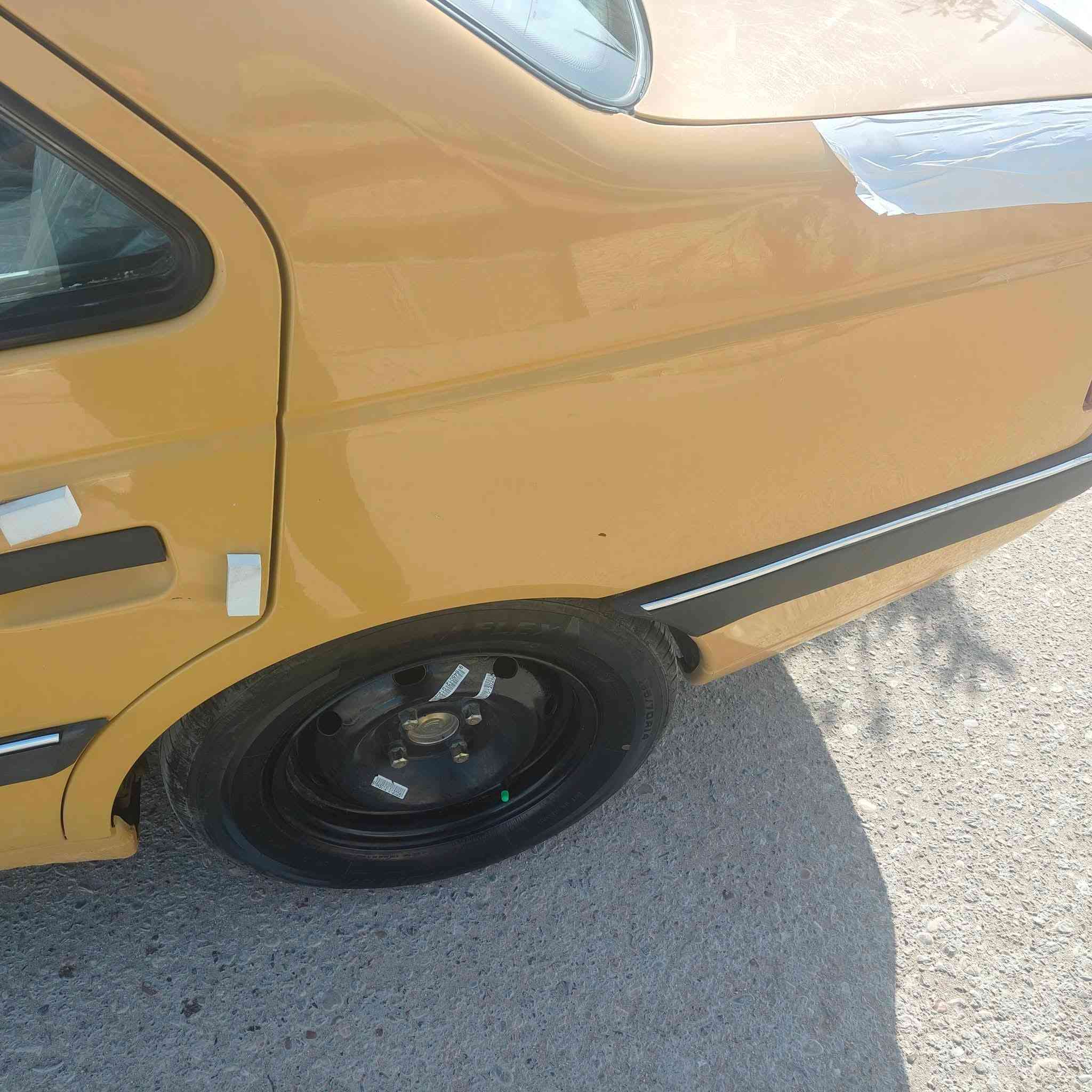 بيجو 405 2015
بدون ضربه بدون صبغ عدى شي قليل بلدوسه بهلال الجاملغات الخلفية
ماشية 133 الف 
تبريد تدفئة
كير مكينه ممتاز
صدر امامي خلفي ممتاز 
السيارة كلش جديده 
***********
***********
بغداد الدورة
تحويل ثاني يوم
السعر 46 بيها مجال حك الجيه فقط
