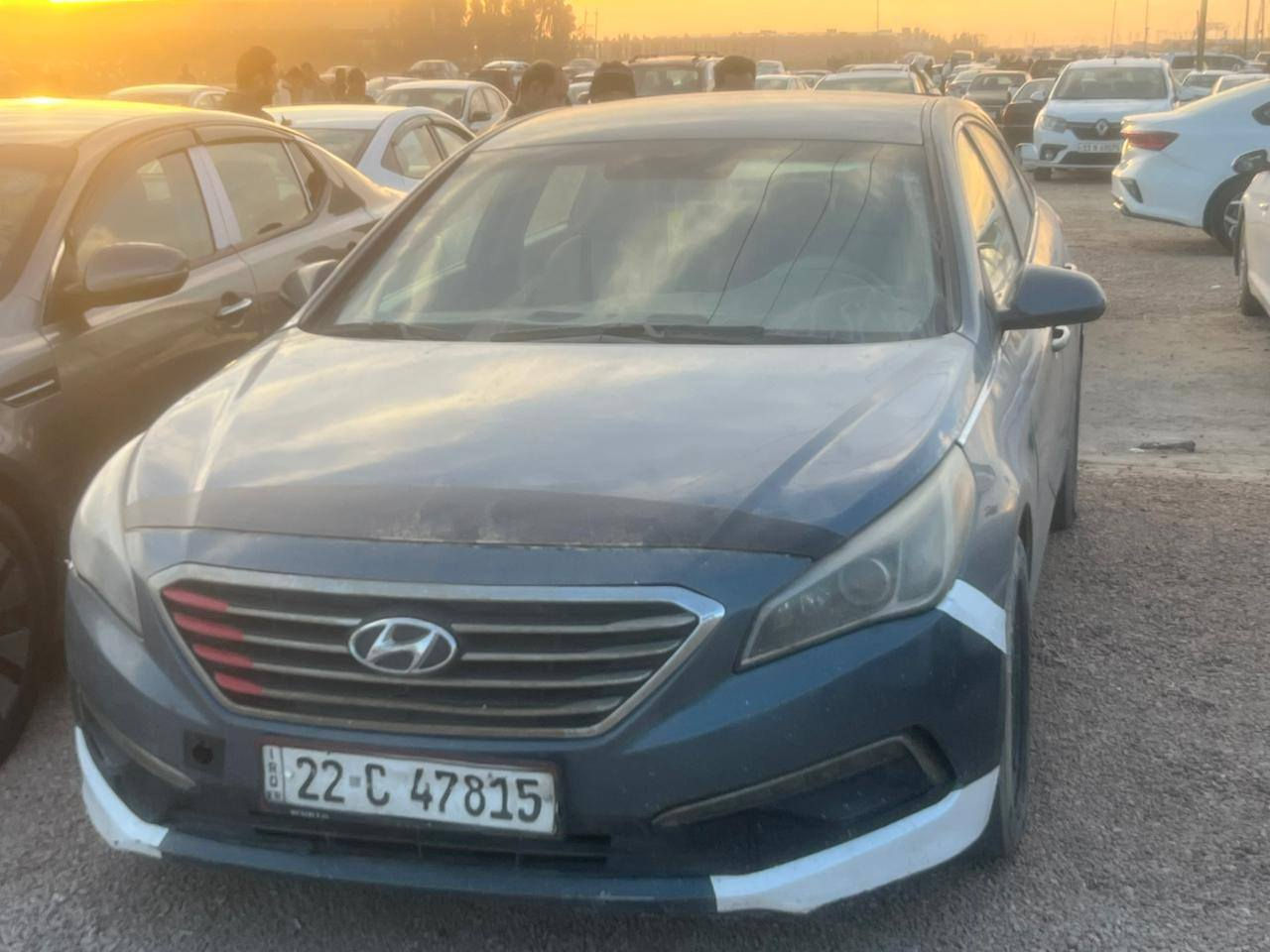 سوناتا للبيع ١٦ أمريكي بيها صفحة بدون دواخل السيارة حلوة السعر ٩٧ بيها مجال قليل مكانها التاميم للاستفسار. ***********
