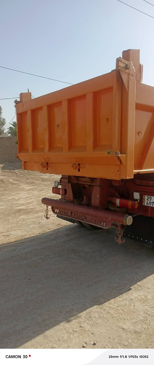 البي المانية موديل85مكفولة كفالة عامة شاصي ١٢محني بلاد قمارة مكفولة طخم تاير ٢٢ ونص باتريات جدد مكينة8 للتبخر ولاتنقيص كير 4%4 صورة وساعة سيارة جديدة خير من اللة السعر 310وبيهة مجال***********

