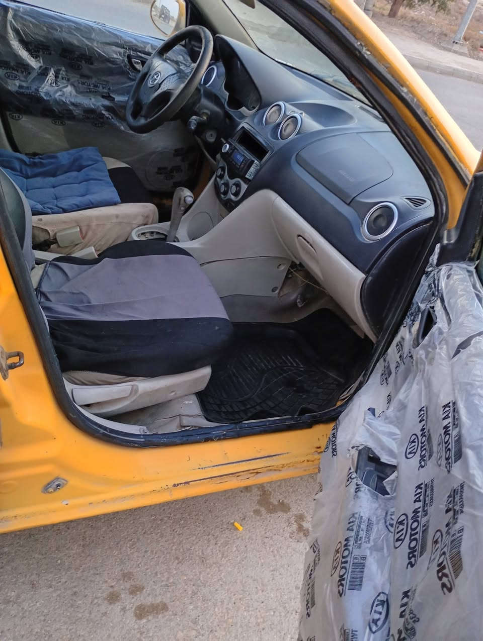 السلام عليكم / جاك صيني محوره ياباني
للبيع جاك صيني رقم ميسان هيئه مطلوبه غرامات مصفره مكينه كير كورله محوره بديه شوفت العين مكينه كير حداديه غرفه نضيفه تجي شوف ودكلب وتفحص وبخدمتك موديل 2009 راعيه يمي يحول اتصل السعر 18 اتصل ودلل *********** 
***********
