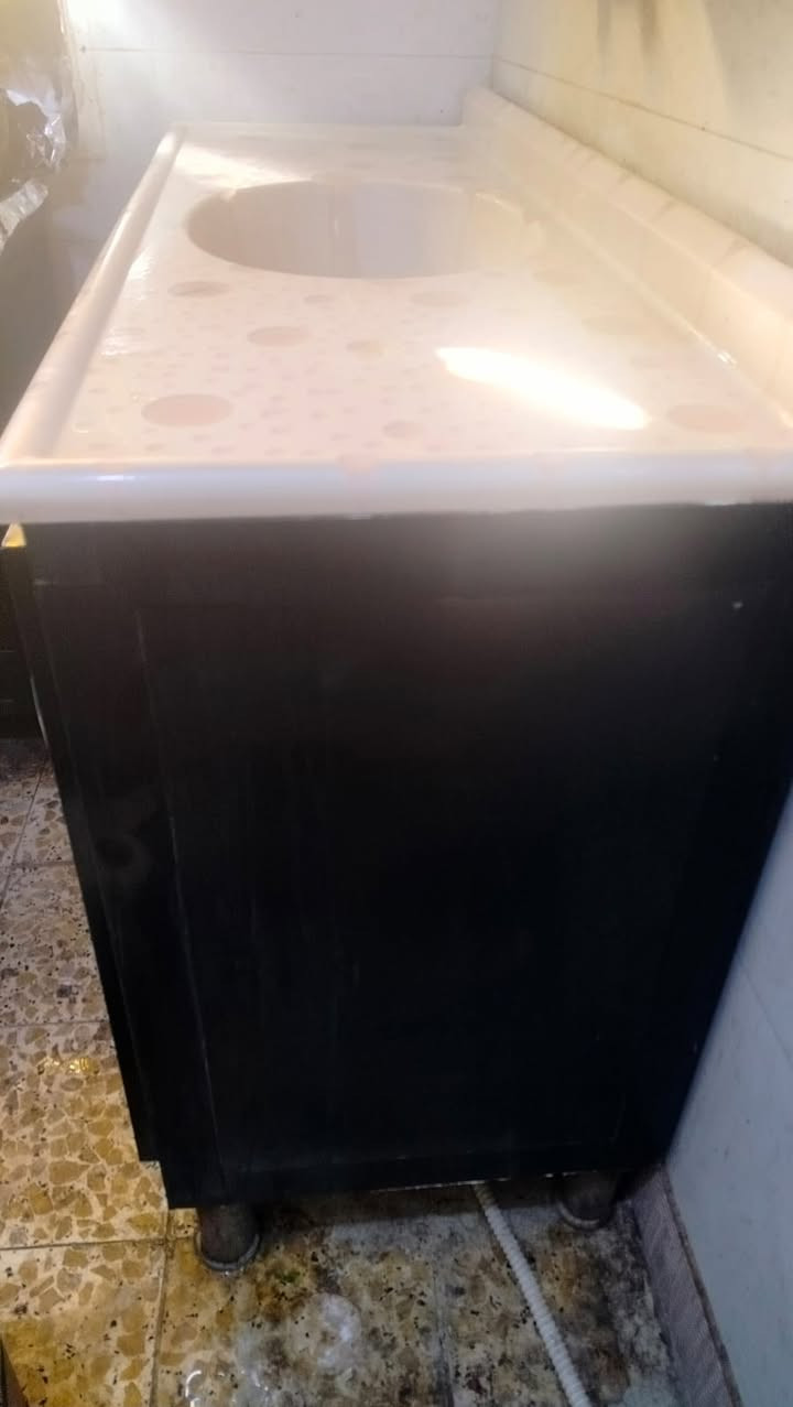 كاونتر للبيع تسكام درجه اولى 

المكان بغداد الحريه 

السعر ٥٠٠ وبيه مجال 

الطول مترين هو والمعلق 

أما السنگ متر ونص


**إذا كنت صاحب هذا الإعلان وتريد حذفه لأي سبب، رجاءا أرسل رسالة إلى الدعم الفني**