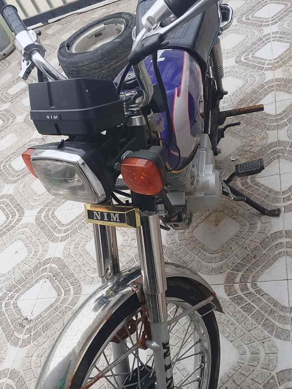 دراجه للبيع موديل 25 محرك قايم صوت جرام شفت صاير بيها اوراق موجود السعر 400 في مجال ‏‏‪***********‬‏
