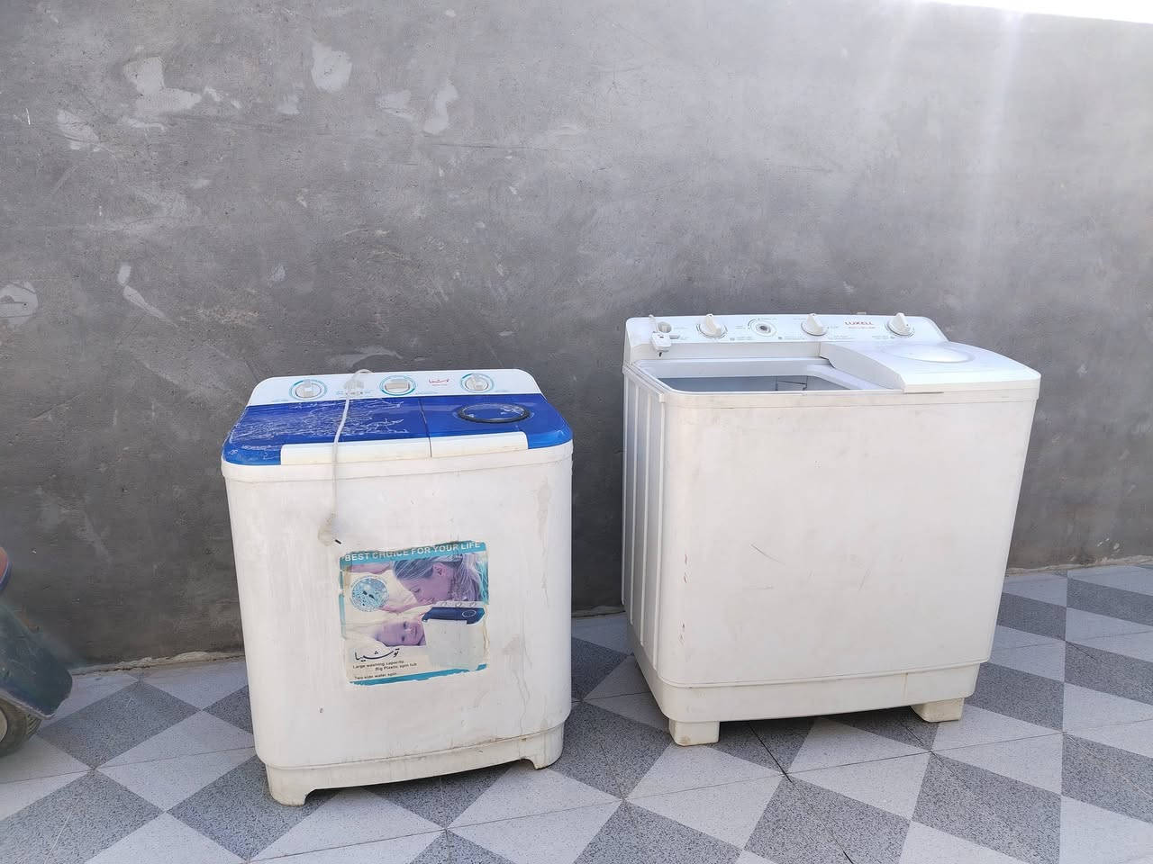 غسالات عدد اثنين *********** حجم صغير 50والحجم الكبير 60
