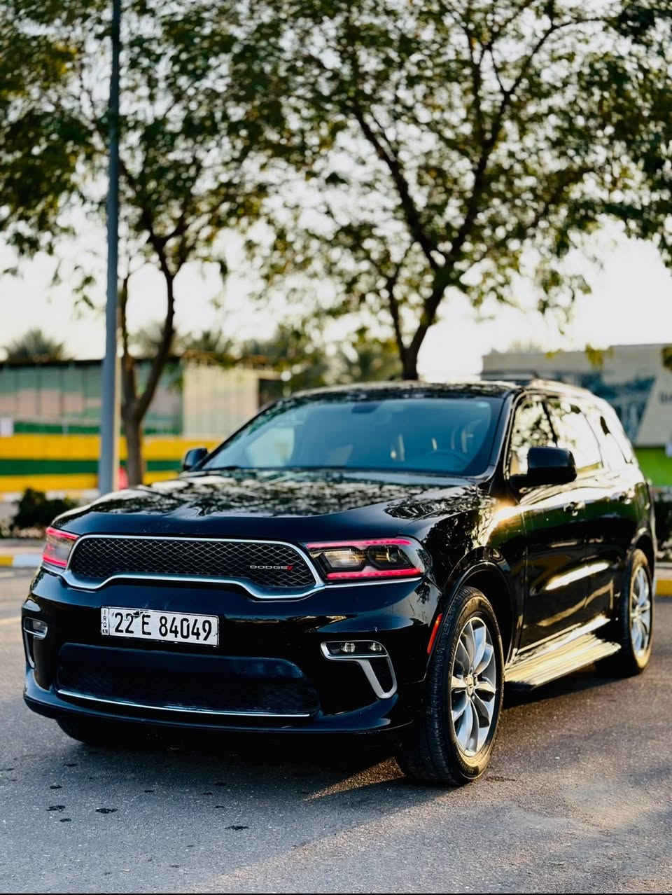 السلام عليكم ورحمة الله وبركاته.. 
________________________
✅اسم السيارة : دوج دورنكو 
✅الموديل :  2022  
✅رقم السيارة :اربيل 
✅الضرر : فقط دعاميات : بدون ايرباك 
___
🔻1-حجم المحرك  6 سلندر 3600
🔻2-ويل كب حجم 20 
🔻3-بصمة ابواب و بصمة تشغيل و 🔻تشغيل عن بعد   
🔻4-لايتات زينون اصل  
🔻لد لايت متغير الوان
🔻5-حساس خلفي اصل   
🔻6-كشافات دعامية زينون
🔻7-رادار جانبي
🔻8-غرفة السيارة جلد 
🔻9-تحكم كهربائي متكامل لمقعد السائق  
🔻10-شاشة كبيرة الحجم 
🔻11-كامرة خلفية 
وباقي المواصفات المعروفة 

✅السعر 240 وبيها مجال بسيط
📍مكان سياره بابل
***********
