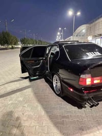 ١٩٩٠ • قير عادي • رقم مميز