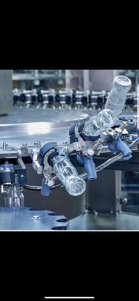 معمل عصير للبيع في بغداد المعمل معروف ماريد انشر الاسم   ينباع المعمل ...