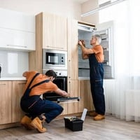 مطبخ أو غرفة نوم محتاجة صيانة؟ إحنا نرتبها من جديد 👌 شغل مضمون وأسعار ...