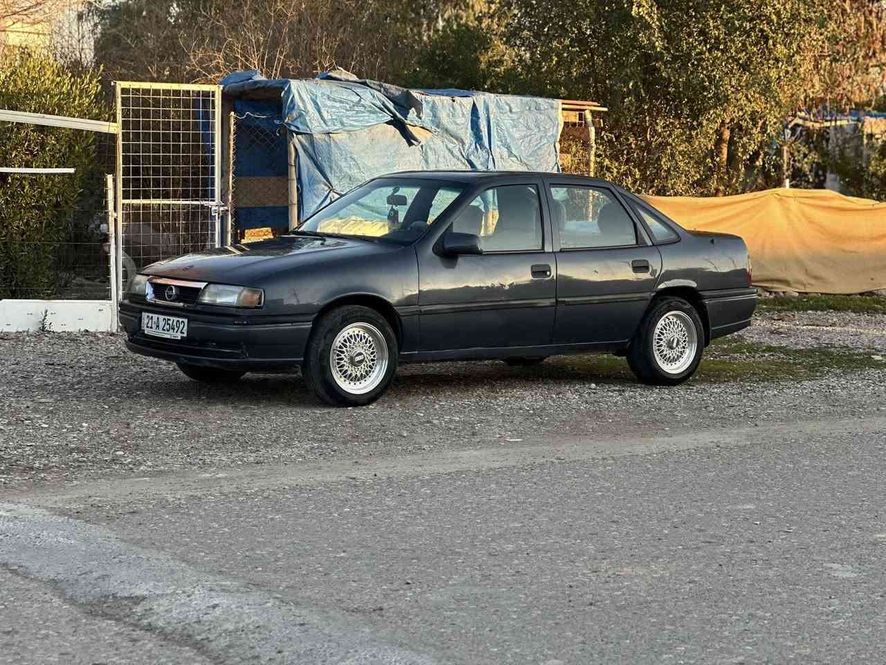 اوبل فكترا حجم18 موديل 95 كير اوتوماتيك رقم سليمانيه سنويه لحد 2027 شرط تحويل والمحرك بيه بخار قليل جدآ  بطاقه بانزين بيه
سعر 47 بي مجال
***********
