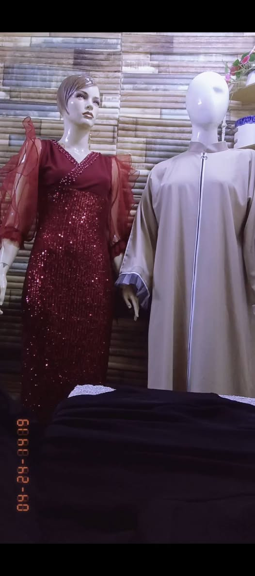 السلام عليكم عندي هاي ملكانات للبيع وعندي هاي تعليك لي بحائط لي يردهن يرسل خاص


**إذا كنت صاحب هذا الإعلان وتريد حذفه لأي سبب، رجاءا أرسل رسالة إلى الدعم الفني**