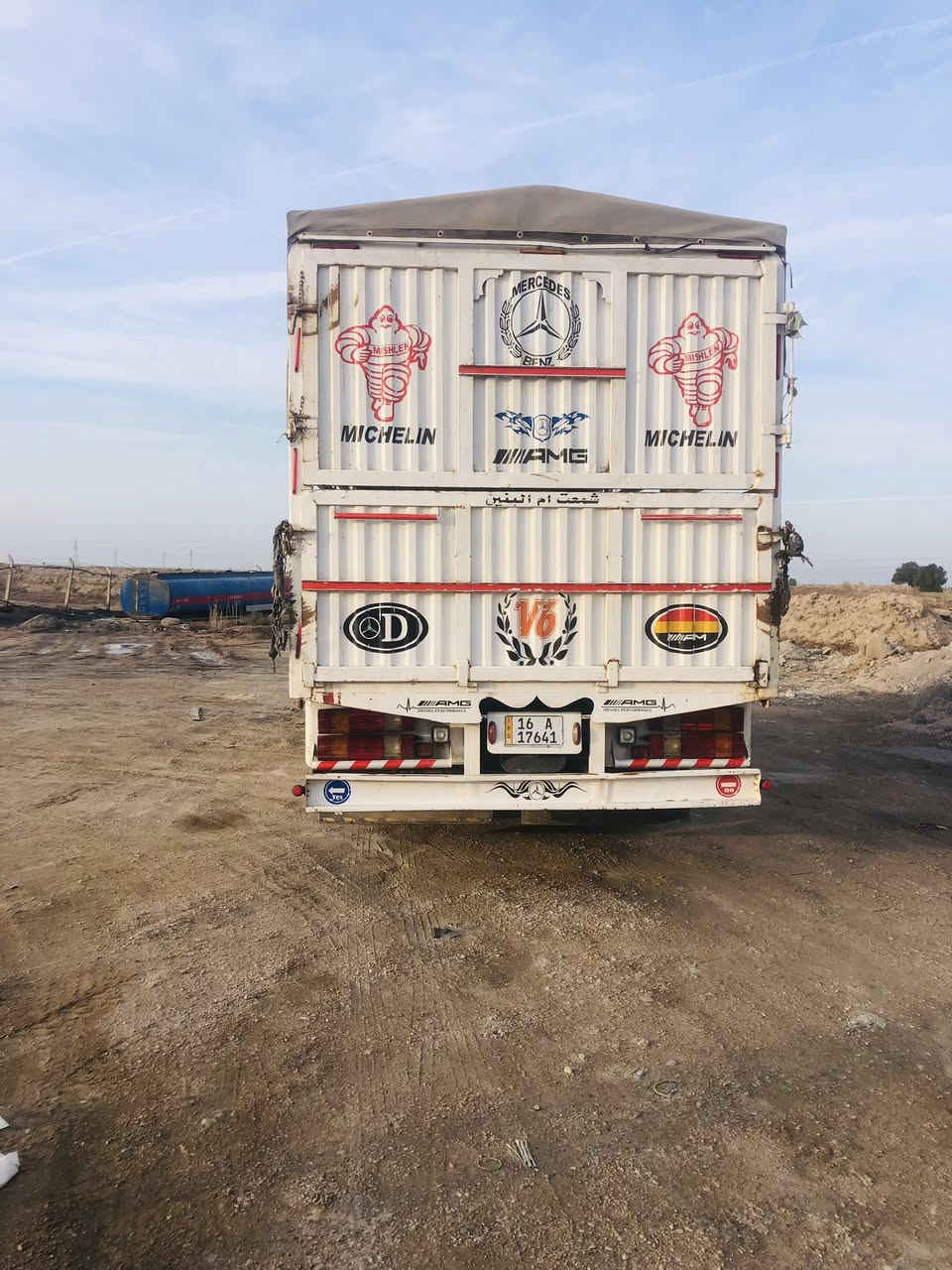 بدي البيع تفصال الجرف الطول 7و35ورتفاع 260ياخذ سبعات قفاص ***********
