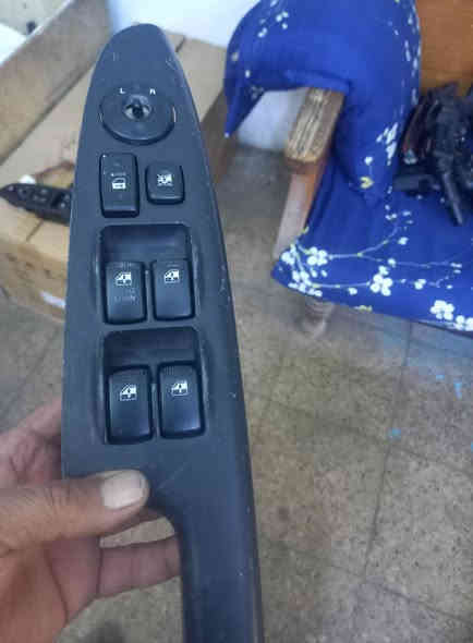 محل حسين الكهربائي حله الحي الصناعي خلف محلات علي برغي تصليح وتحوير وبيع انواع دكم الجام ويدات اللايت للإستفسار الاتصال على الرقم  ***********
