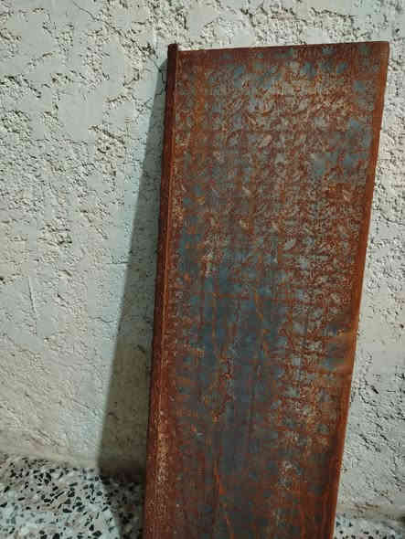 السلام عليكم
بايات درج الثخن ٣ ملم عرض البايه ٢٧ سم والطول ٨٠ سم وجه البايه كفتين
***********
