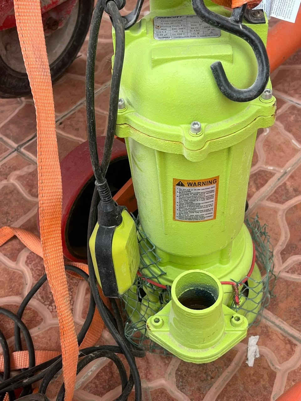 عندي نفس ذني للبيع مكاني الكرمه وتساب  ***********
