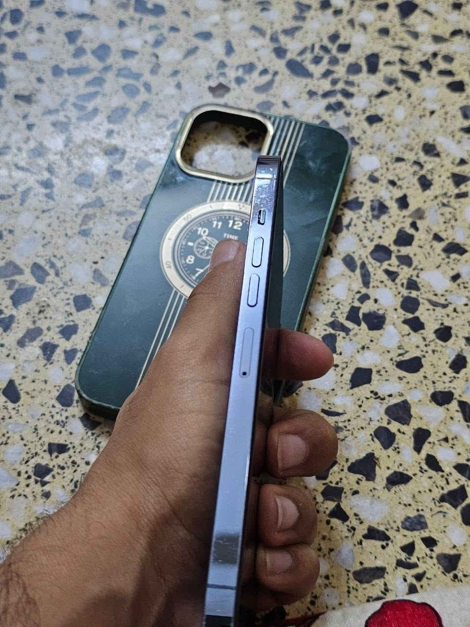السلام عليكمiPhone 13 Pro Mox جهاز جديد ونضيف تجي وتشوفهة بعينك مكفول من كلشي ذاكرة 128 وبطارية 77 الجهاز شرق اوسط السعر 650 العنوان بغداد جسر ديالى الاستفسار خاص أو الاتصال على الرقم ***********
