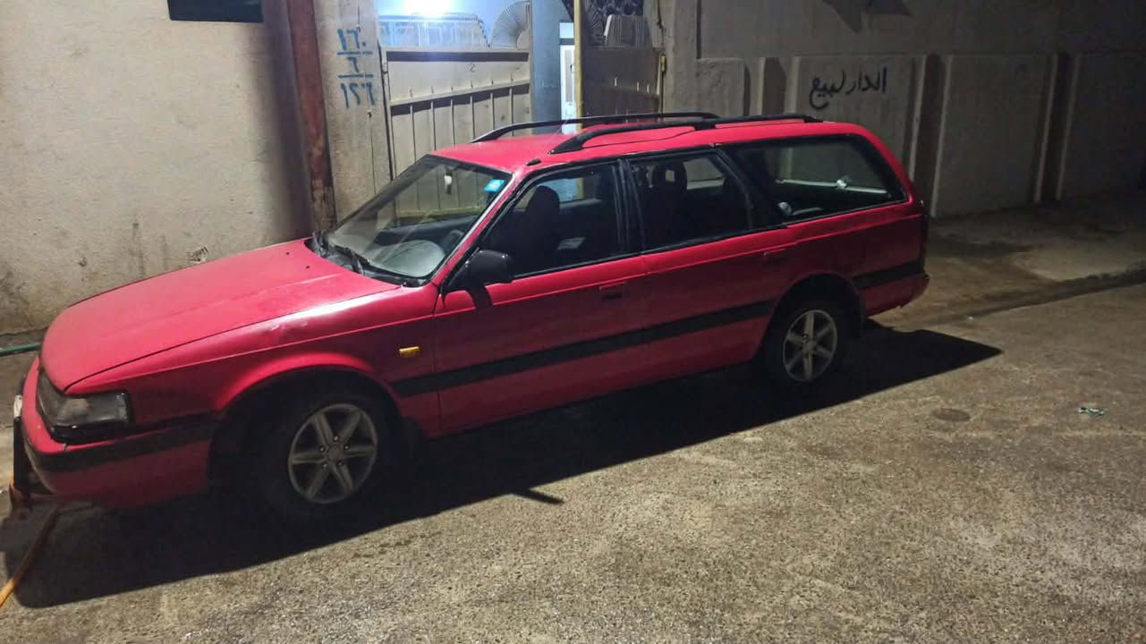 سلام عليكم سياره البيع مازده 626    8 بخ السياره بسمي شرط التحويل كير محرك شرط توماتيك كاربون بانزين مصبوغه عام موديل 91 السعر 35     ***********
