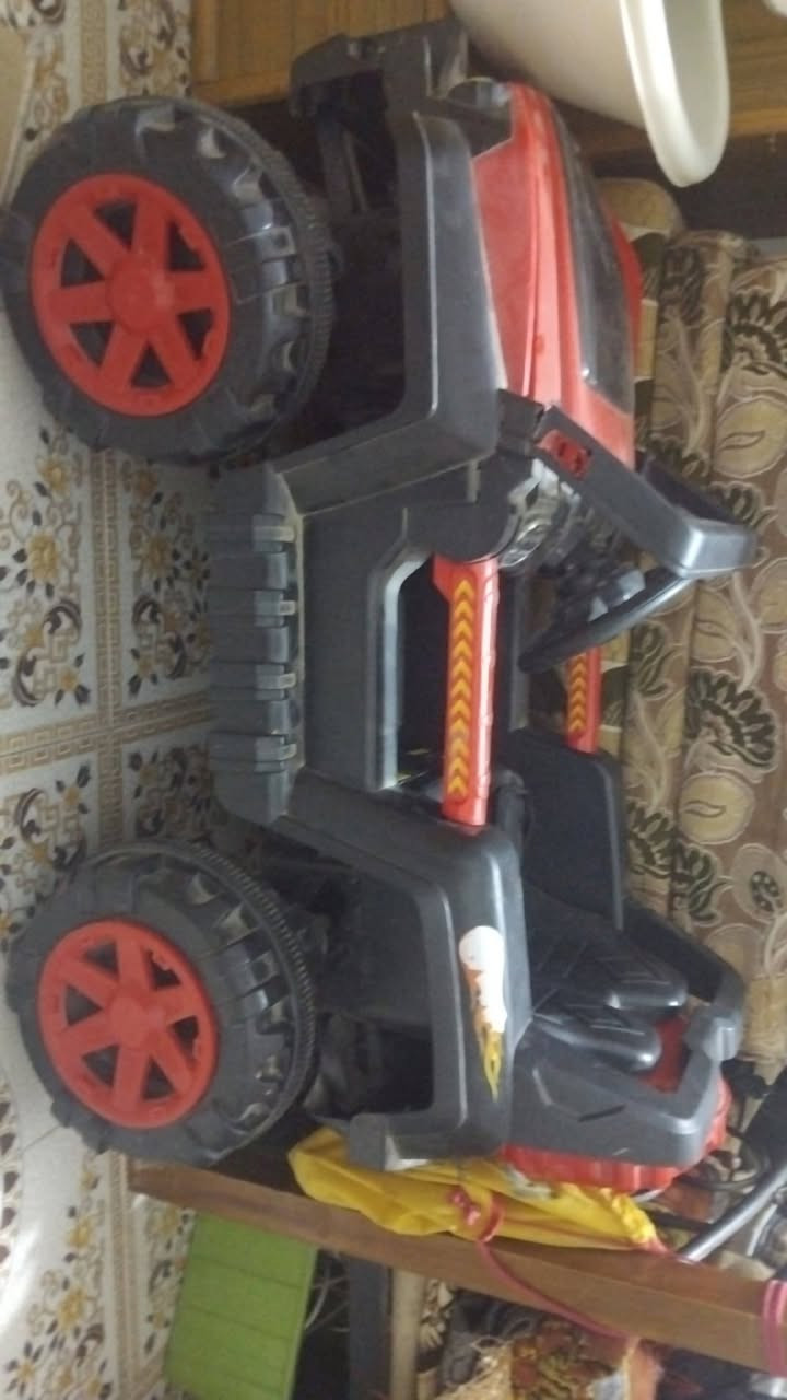 سياره شحن جدا نضيفه استعمال قليل البطاريه موجوده بس تفقد شحن محتاجه بطاريه


**إذا كنت صاحب هذا الإعلان وتريد حذفه لأي سبب، رجاءا أرسل رسالة إلى الدعم الفني**