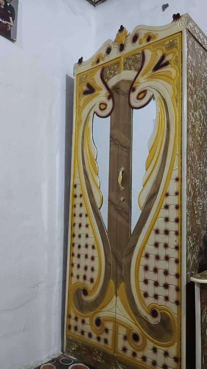 السلام عليكم غرفه اخشاب للبيع نظيفه نظافه 90% غرفه ما مستخدمه هواي رايت 900 وبيها مجال رقم ***********
