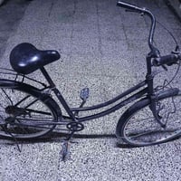 بايسكل بناتي • عجلة معوّجة • بغداد العبيدي