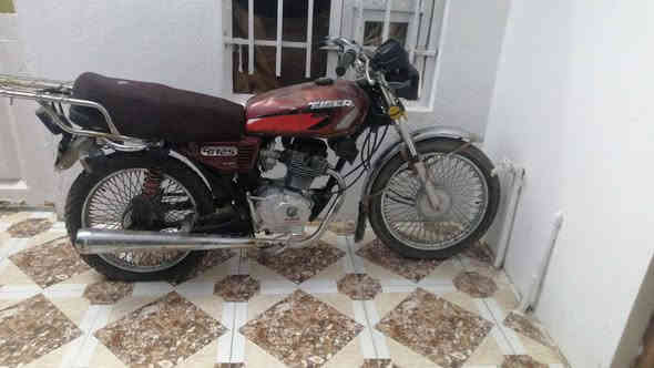 بعد التحيه للبيع ماطورات عدد 2 تايكرات موديل 2020 شوف العين لا كايمات ولا تبخير السعر للماطورين 670 الف وبيه مجال للاستفسار مراسله الحساب او الاتصال *********** ‏‪***********‬‏
