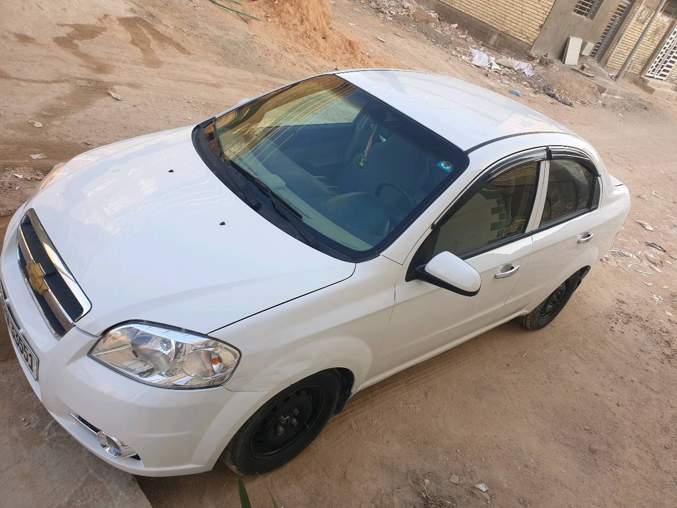 موديل ٢٠١٦ محرك مسكر جاهزة بأسمي رقم انكليزي بيه صبغ مكان النجف حي النداء ممكن مراوس بسيارة خليجي 