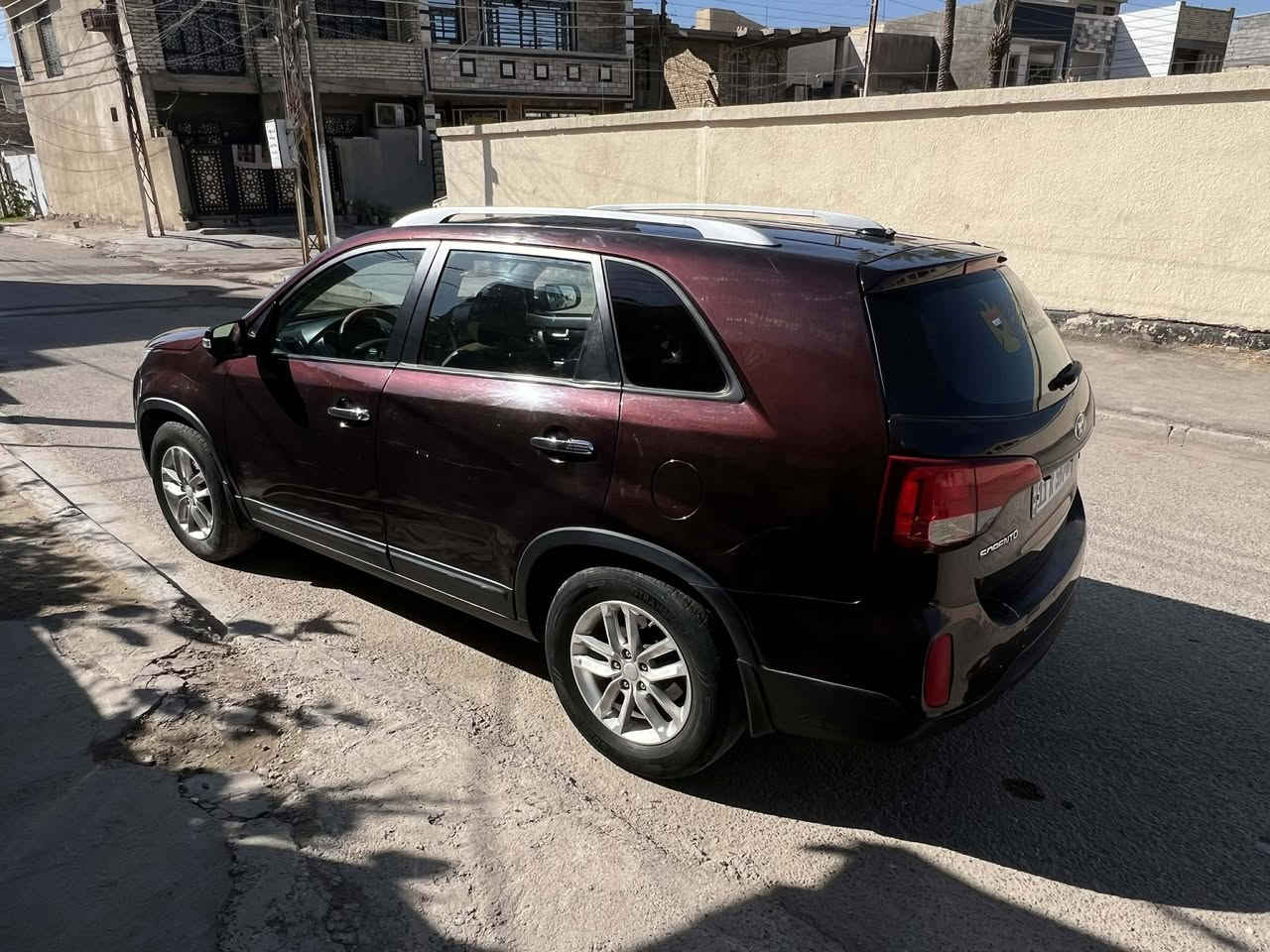 بيع سورنتوا ١٤ رقم بغداد باسمي بيه ثلاثه قطع صبغ مابيه تبديل ليبل واحد محرك كير مكفول السعر ١٣٥ وبيه مجال او مراوس اتصل ***********جمال جاسم  حي الجهاد قرب جامع محمد رسول الله  بدون دواخل ولا شاصي متضرر على الشركه تحويل نفس اليوم الله يحفظكم
