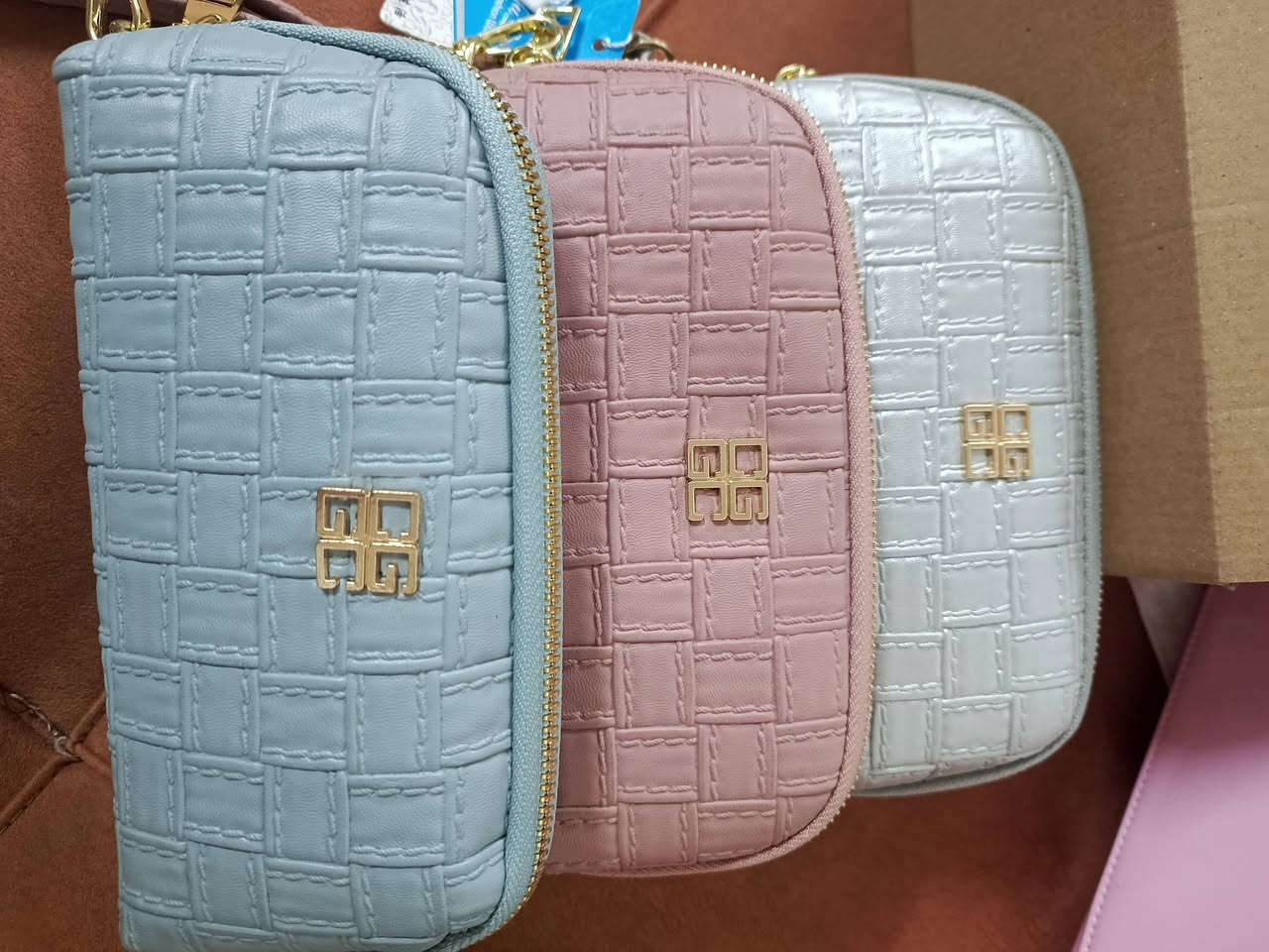 فقط الي بالصوره موجووده ع خمسسسسه يابلاش 
تصفيه بضاعه
لوزينه البلداويه


**إذا كنت صاحب هذا الإعلان وتريد حذفه لأي سبب، رجاءا أرسل رسالة إلى الدعم الفني**
