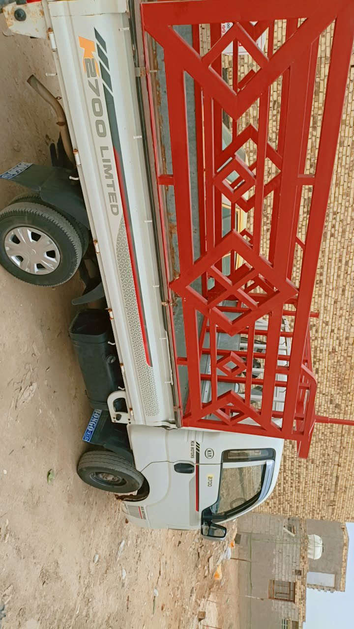 سلام عليكم كيه موديل ٢٠١٦ مكينه ٢٧٠٠ مكينه وكير وحداديه وشاصي مكفولات سياره جاهزه بيهه بارد قليل باب الصدر سنويه ل٢٧ رقم واسط مشروع وطني شرط التحويل السعر ١١٢ مكان السياره ديوانيه ***********
