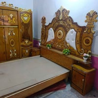 غرفه للبيع مستخدمه 15 يوم اخت  الجديده سعر مناسب و مقبول 07835910732