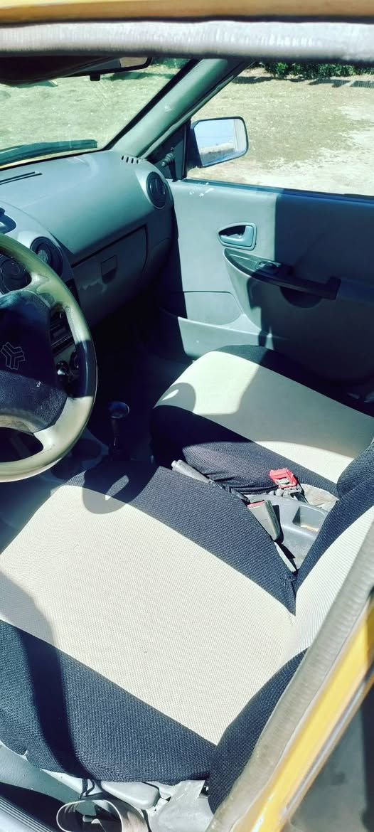 السلام عليكم من رخصه الادمن سايبه 2012 بسمي تحويل مباشر سنويه وهزه وهيئه جديده شواصي كفاله من كلشي  بيها هلالات معمره وصبغ باب السايق دوشمه جديده صدر جديد كهربائيات جاهزه سعرها 28مجال جدا قليل مكاني بغداد الدوره اتصل ودلل وغير متواجد على الفيس واتساب موجود ورقمي هذا *********** اتصل وبيك خير ودلل
