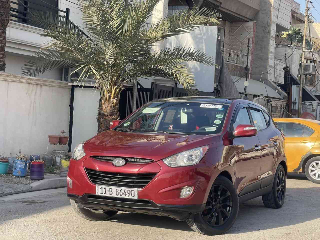 توسان 2010صبغ احزام لجماليه اثر جراد وحادث باب وجاملغ خلفي  السياره نضيفه كلش وما بيه اي نقص كامله مكمله يعني صدر تخم  تاير  السياره فول مواصفات بنرامه كشن كهرباء  ويلكب كروم تحكمات استيرن شاشه   زنون وبعد بيه مواصفات اشاير بل مري السعر 105 وبيه مجال مكاني شهداء السيديه الستفسار ***********  لغد صاصي  كفاله   يعني البجم كبس  محرك دوش 2000
