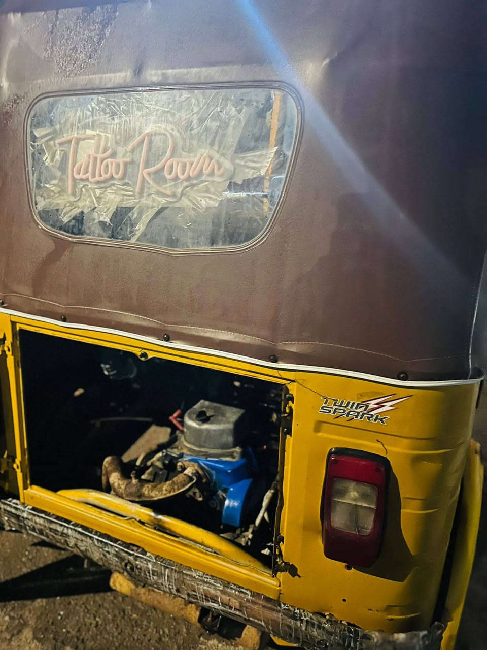 السلام عليكم شباب تكتك للبيع مديل 20 بشهر ال11 سنوية تكتك جاهزة من كلشي السعر 6 وبيها مجال ماسنجر ماكو بس واتساب على الرقم 0771 467 8703
