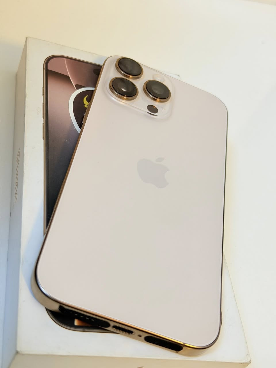 ايفون 16 برو ماكس بعدة بل ضمان الجهاز جديد اخو الجديد صارلي شهر من فاتحة مشهون 114 مرة ذاكرة 256 ماستر السعر 1350 مكاني بغداد توصيل لكافت المحافضات رقم ***********
