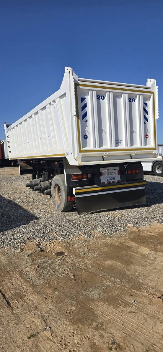 السلام علیکم
نسافات للبيع 
مواصفات حديد تركي المنشأه 
شاصي  16
4 محاور حجم 16 
أسفل  6ملم 
اصافح 6+  تكم 6ملم 
سدر 6 ملم + تكم 6 
شرط حديد تركي  ضمان 
جك ونج رفع وزن 110طن 
شريط 10ملم على طول الشاصي 
دبل بيم 
خزان هيدروليك 

متوفر  28متر +30متر 
جاهز صبغ هواء  كهربائيات  درجة أولى 
.
.ا
.
حدادة محمد خنجر 
*********** 
***********
العنوان موصل صناعة بازوايا
ملاحظة .. متوفر كاعية 8 ملم 
                متوفر كاعية 6 ملم
