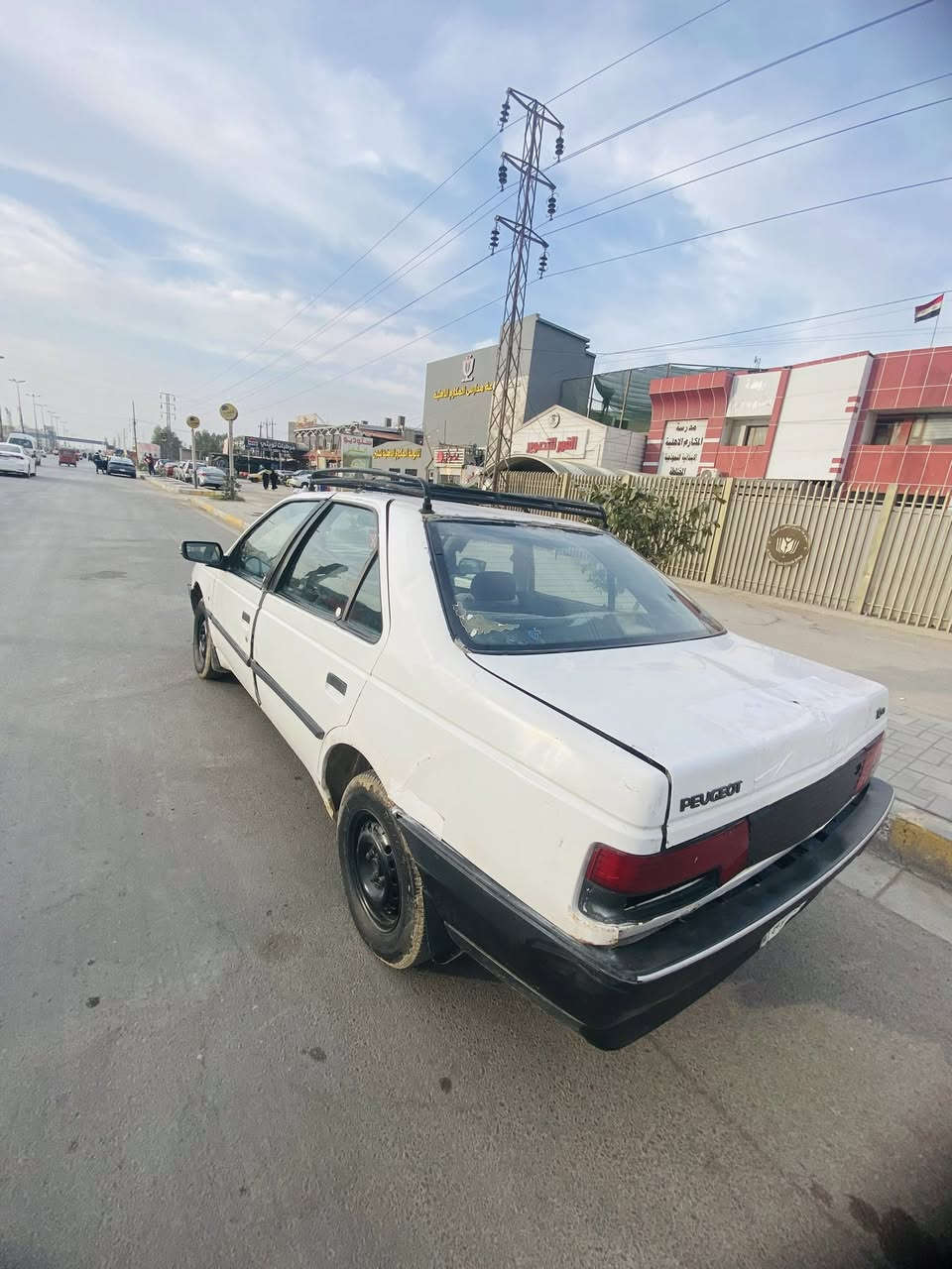 سلام عليكم 
شلونكم الطيبين

 بيجو روى للبيع. موديل2009  كير مكينه كفاله  سنويه( عضم عاج )

سياره خير من اللّٰه السياره  راعيه ضيعته  تلفوني ضاع وراح رقمه مني  
 كشره شوفت عينك حلو         $(((السعر 12 
عنواني بغداد بسمايه
بي واتساب ***********
وشعندك مراوس راسلني خاص
