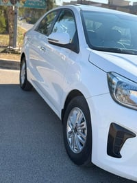 كيا بيكاس موديل 23 السياره مكفوله من التبديل والصبغ عدا رصعه باب الساي...