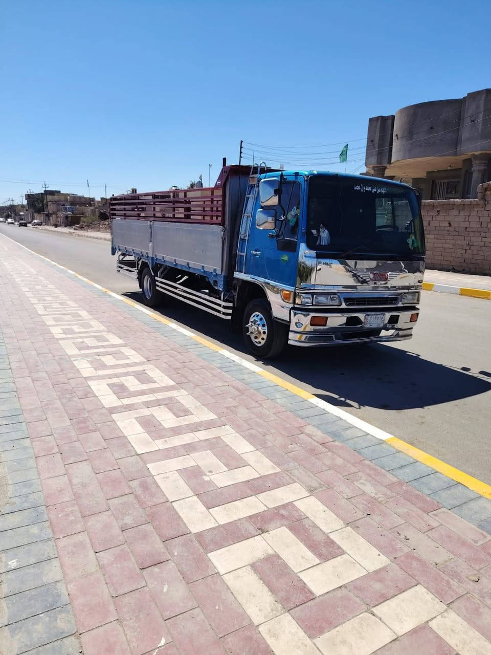 سلام عليكم هينو للبيع ***********
