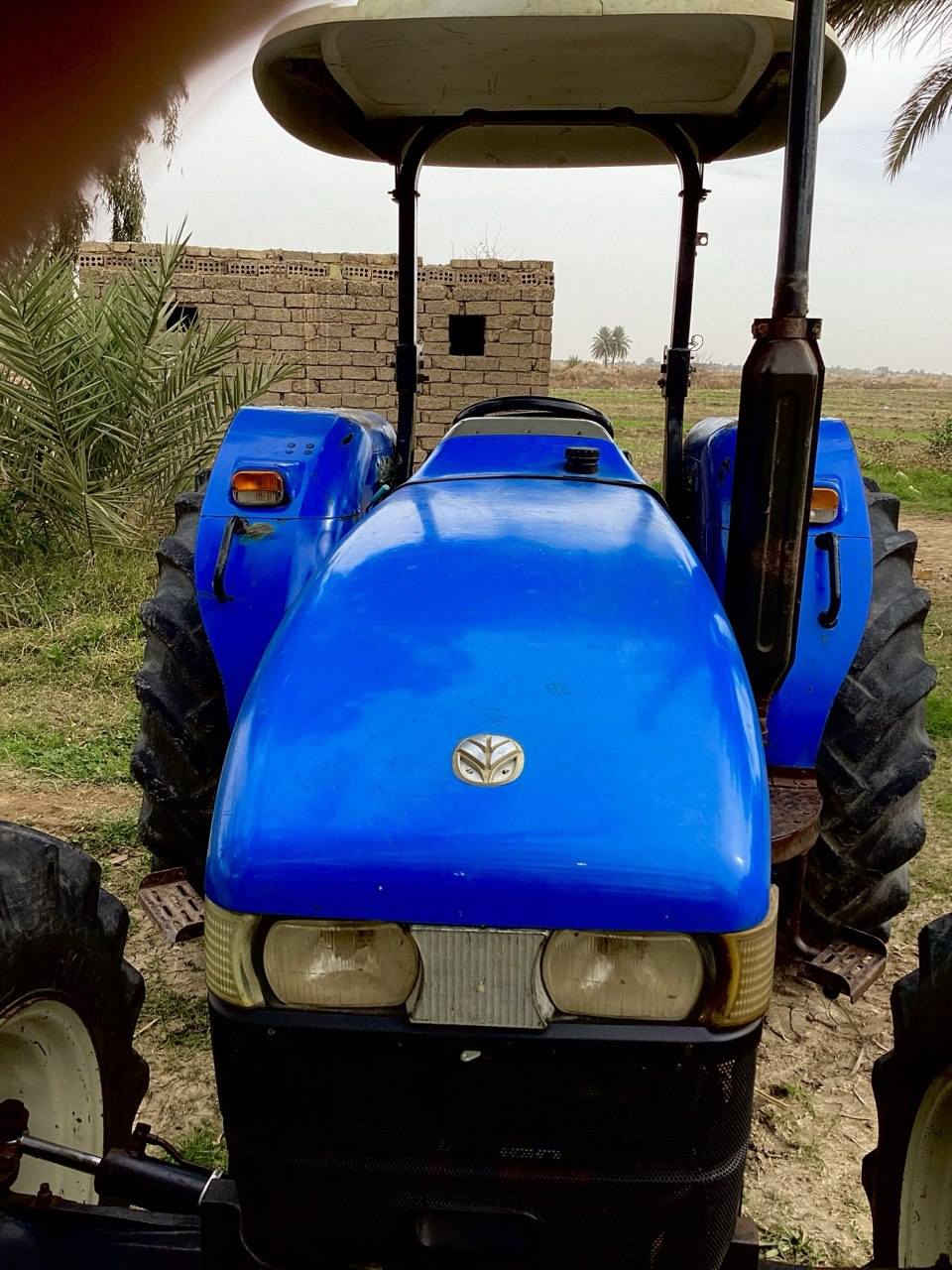 السلام عليكم
للبيع مكينه انيوهولند ٨٠
موديل ٢٠٠٩ رقم قادسيه 
حره المكينه سنويتها لل٢٨
كير اكسل جهاز بالشرط
قطرت بخار ما بيها
تخم تاير امامي جديد ما مشتغل
للأستفسار أكثر ***********
