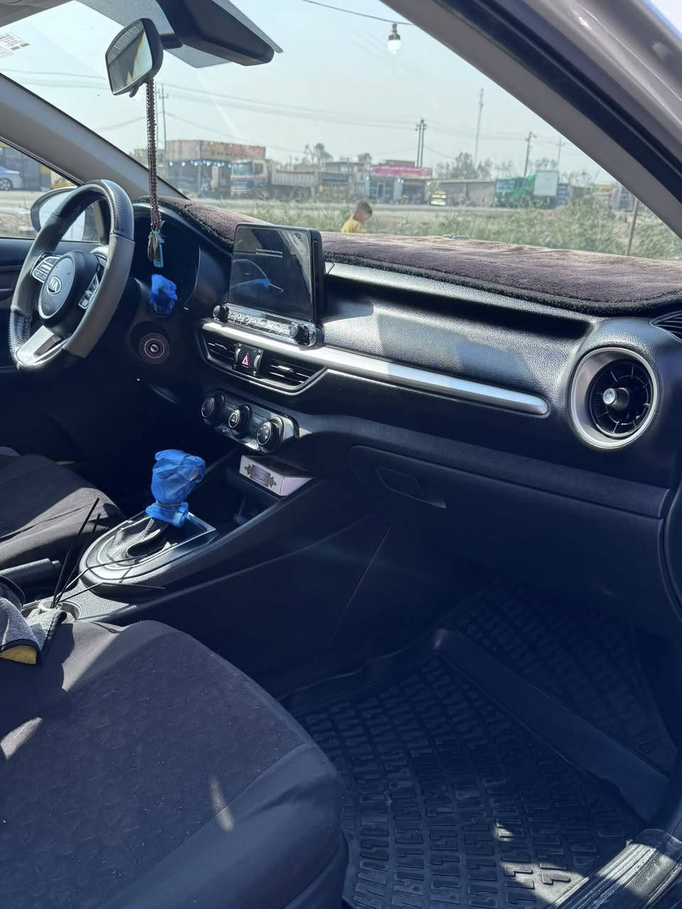 فورتي 21  
ضررها جاملغ وشويه من البنيد  ومصلحات نفسيتهن 
حدثها كلش خفيف 

بدون ارباك بدون ارباك 

ماشية 46 ميل  

معوقين معوقها شاب 

السيارة حيل جديدة ومال جناي 

السعر 145 🌹
***********
