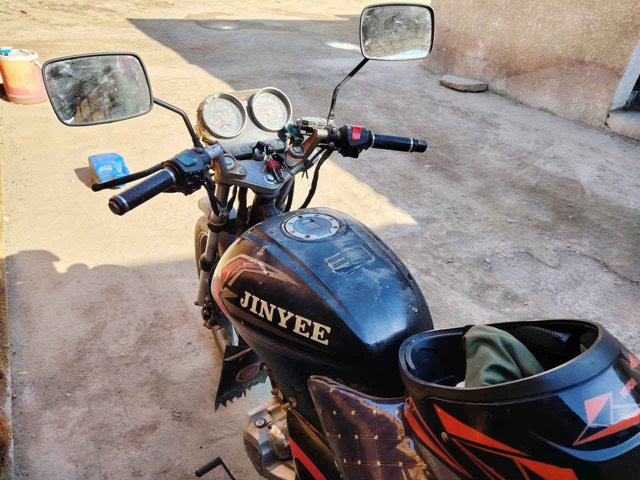 دراجة جنى بانده للبيع وراق اصولي سعر ٤٥٠ الف مكاني واسط الصويره ***********
