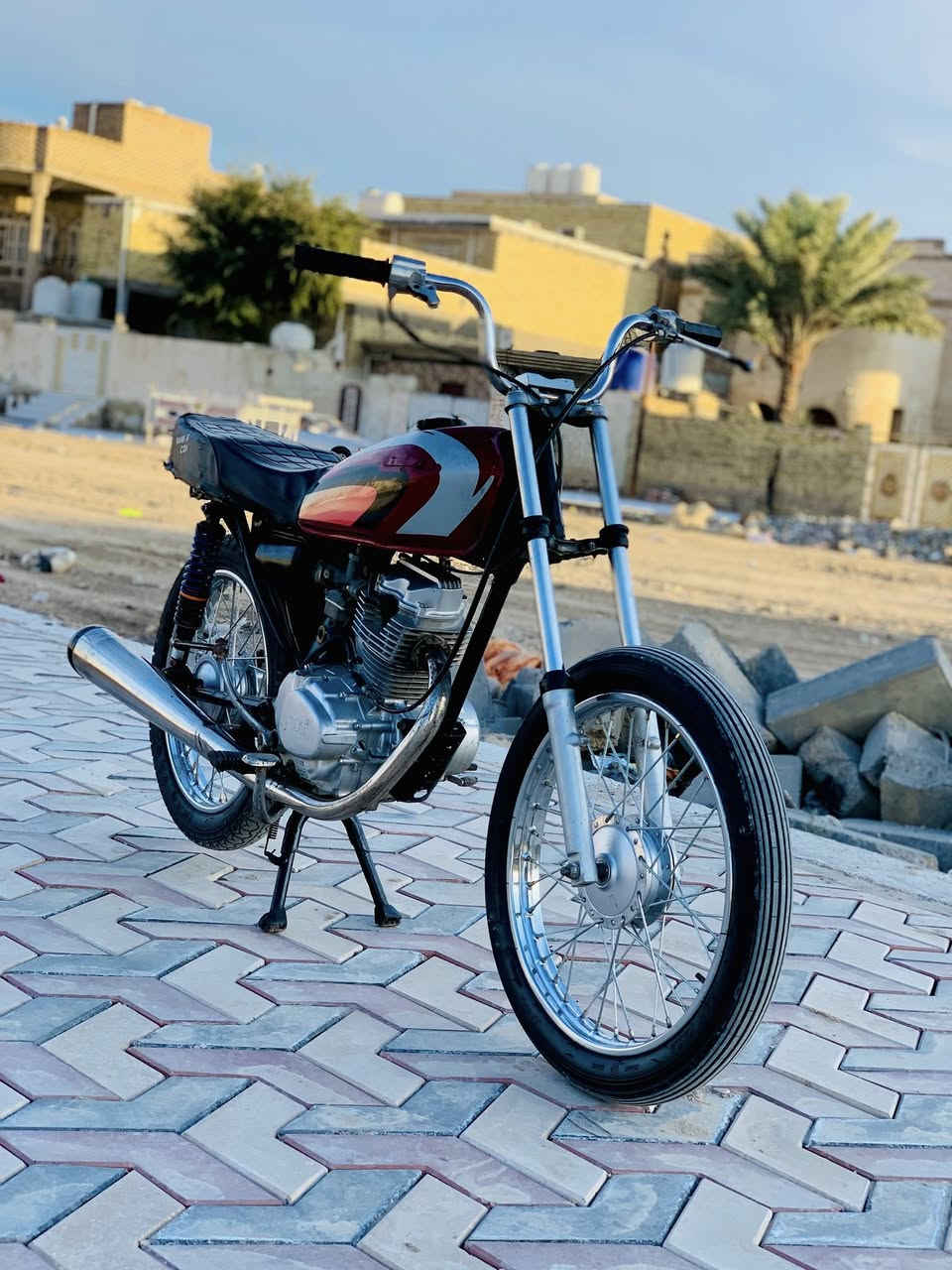 البيع كلك نامه24 اصلي شلامجه مكينه ما مفتوحه ابد دراجه جاهزه ومكفوله ما بيها اي نقص سعر 450وبيها مجال الشراي ***********
